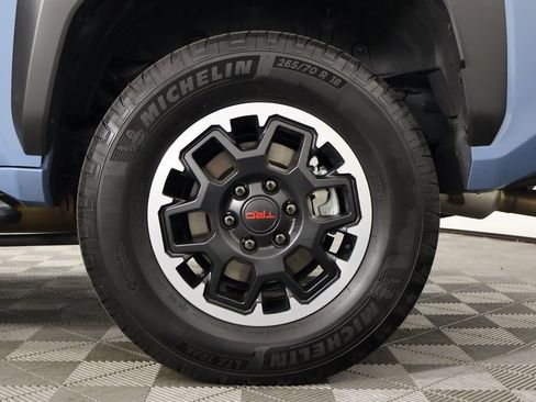 Used 2025 Toyota 4Runner TRD Off-Road AWD/4WD image 16