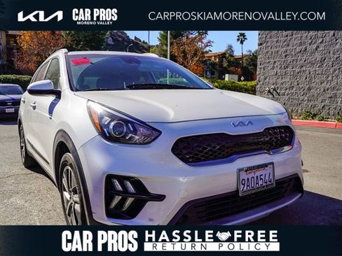 Used 2022 Kia Niro LXS image 1
