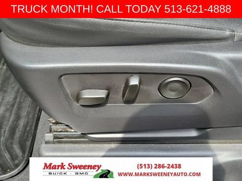 Used 2024 Chevrolet Silverado 2500 LTZ w/ LTZ Convenience Package AWD/4WD image 17