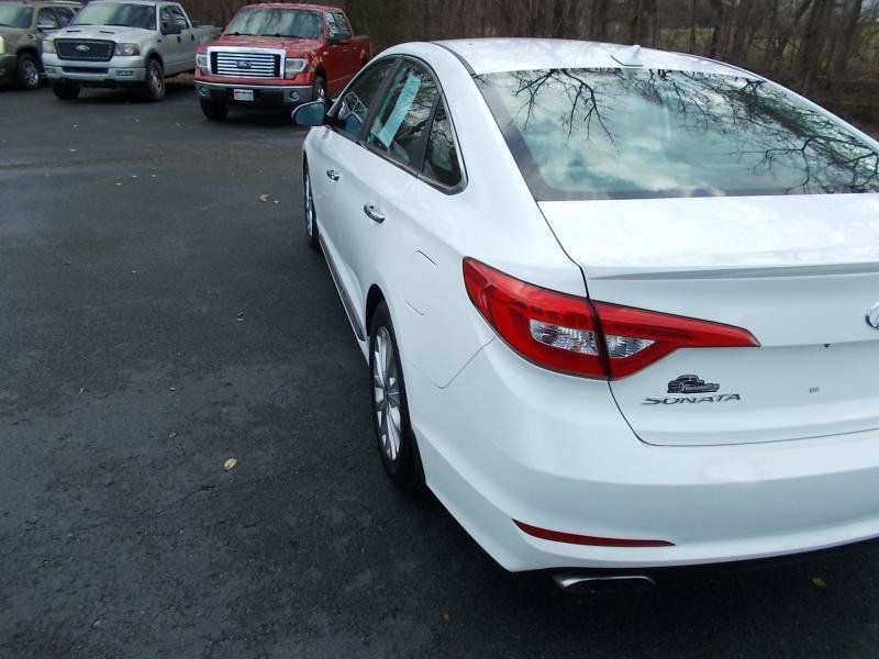 Used 2015 Hyundai Sonata Limited FWD image 4
