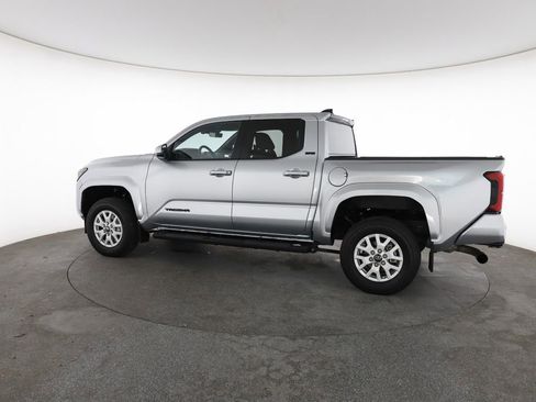 Used 2024 Toyota Tacoma SR5 RWD image 8