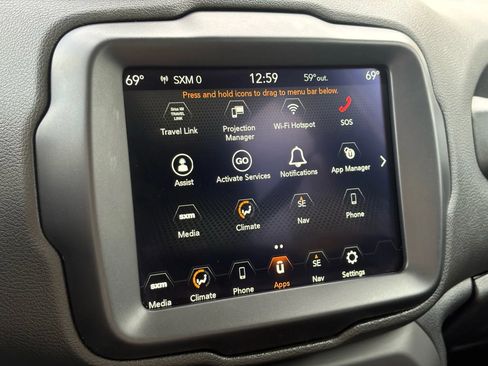 Used 2018 Jeep Renegade Trailhawk w/ UConnect 8.4 Nav Group image 15