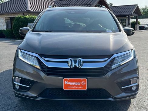 Used 2019 Honda Odyssey Elite image 3