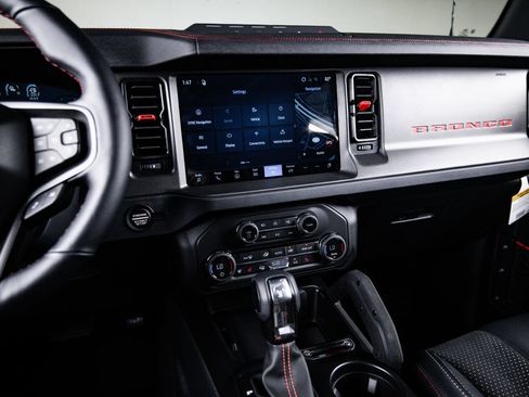 Used 2026 Ford Bronco Raptor AWD/4WD image 19