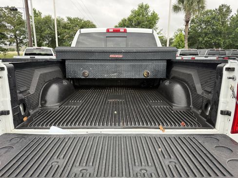 Used 2022 RAM 2500 Laramie AWD/4WD image 30