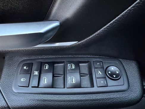 Used 2021 RAM 1500 Big Horn image 18