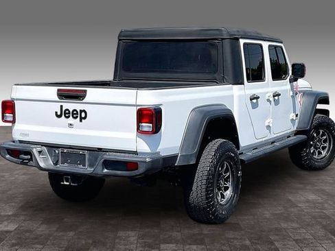 Used 2023 Jeep Gladiator Sport AWD/4WD image 2