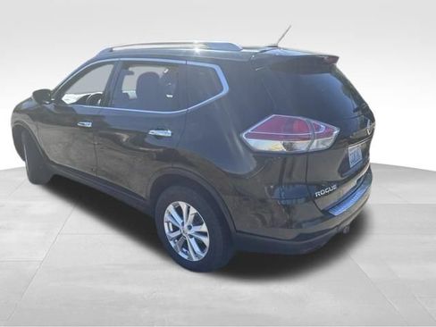 Used 2014 Nissan Rogue SV AWD/4WD image 6