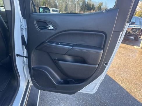 Used 2022 GMC Canyon Elevation w/ Elevation Premium Package AWD/4WD image 26