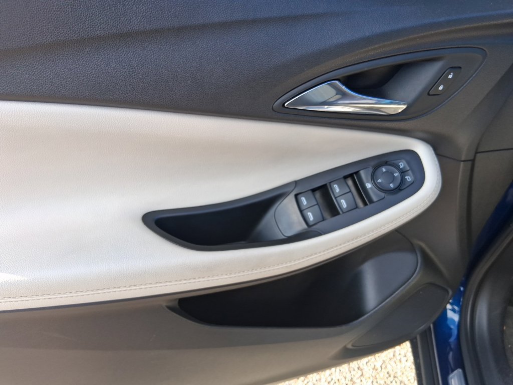 Used 2023 Buick Encore GX Preferred FWD image 8