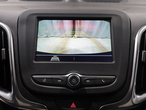 Used 2019 Chevrolet Equinox LT w/ Driver Convenience Package AWD/4WD image 29