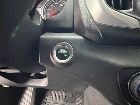 Used 2020 GMC Terrain SLT image 17