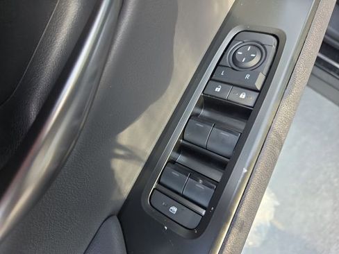 New 2026 Lexus UX 300h FWD image 13