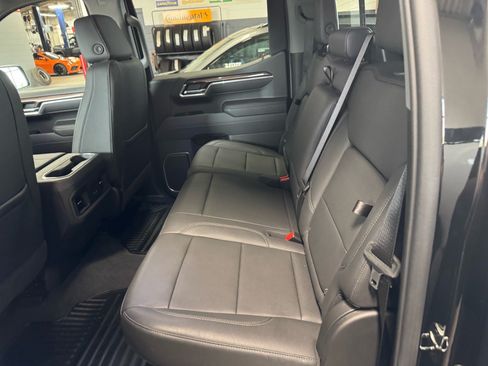 Used 2026 Chevrolet Silverado 1500 RST w/ Convenience Package II AWD/4WD image 11