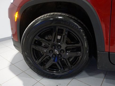 Certified 2023 Chevrolet Traverse LT w/ Rear Camera Mirror Package image 30