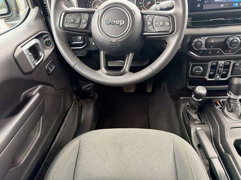 Used 2024 Jeep Wrangler Sport S AWD/4WD image 16