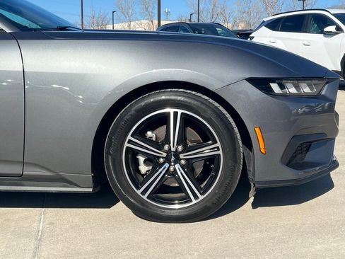 Used 2024 Ford Mustang Premium image 8