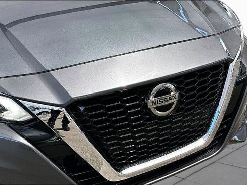 Certified 2019 Nissan Altima 2.5 SL FWD image 30