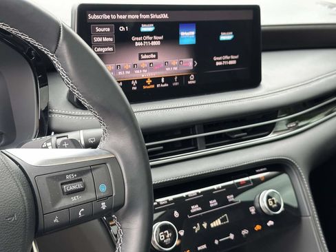 Used 2022 INFINITI QX60 Sensory w/ Vision Package AWD/4WD image 9