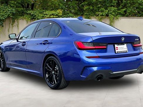 Used 2021 BMW 330i Sedan w/ M Sport Package RWD image 4