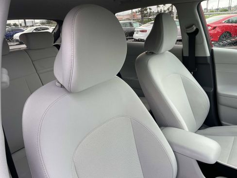 Certified 2024 Hyundai Kona SEL image 28