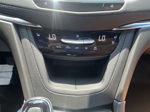 Used 2026 Cadillac XT5 Premium Luxury w/ Driver Assist Package AWD/4WD image 30