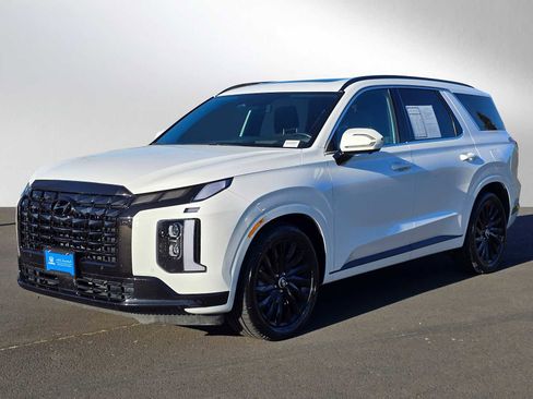 Used 2024 Hyundai Palisade Calligraphy image 7