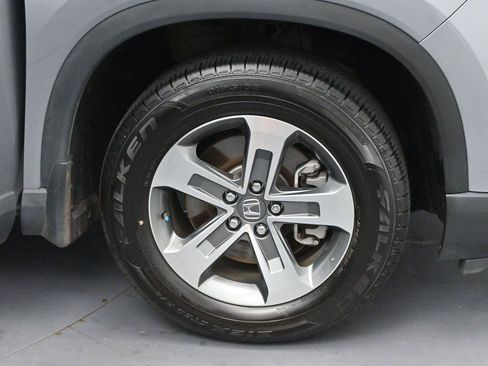 Used 2024 Honda Pilot EX-L image 37
