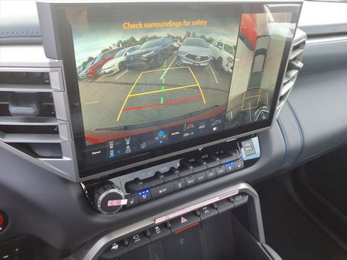 New 2026 Toyota Tundra Platinum w/ TRD Off-Road Package image 19