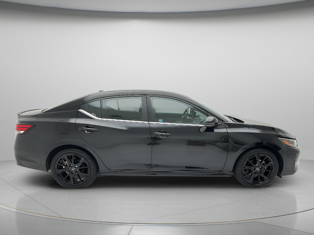 Used 2025 Nissan Sentra SR w/ Midnight Edition FWD image 6