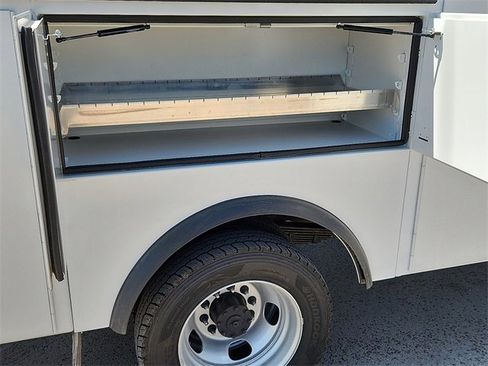 New 2024 RAM 5500 Tradesman image 14