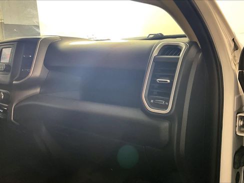 Used 2019 RAM 2500 Big Horn AWD/4WD image 18