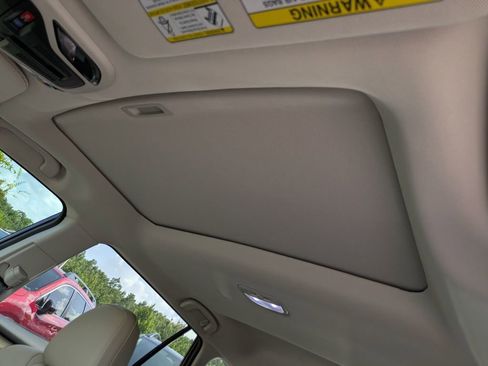 Certified 2025 Subaru Outback Limited w/ Popular Package #2 image 17