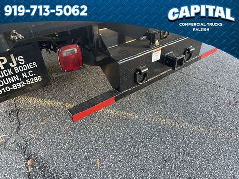 New 2025 Ford F350 XL w/ XL Chrome Package image 15