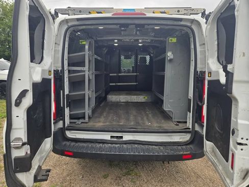 Used 2019 Ford Transit 250 130 Low Roof w/ Exterior Upgrade Package RWD image 4