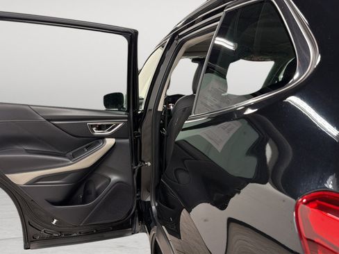 Certified 2023 Subaru Forester Limited AWD/4WD image 33