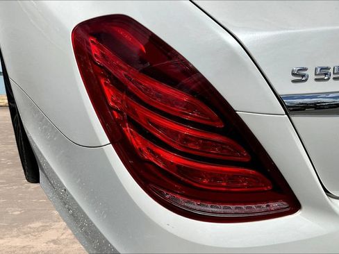 Used 2016 Mercedes-Benz S 550 Sedan image 20