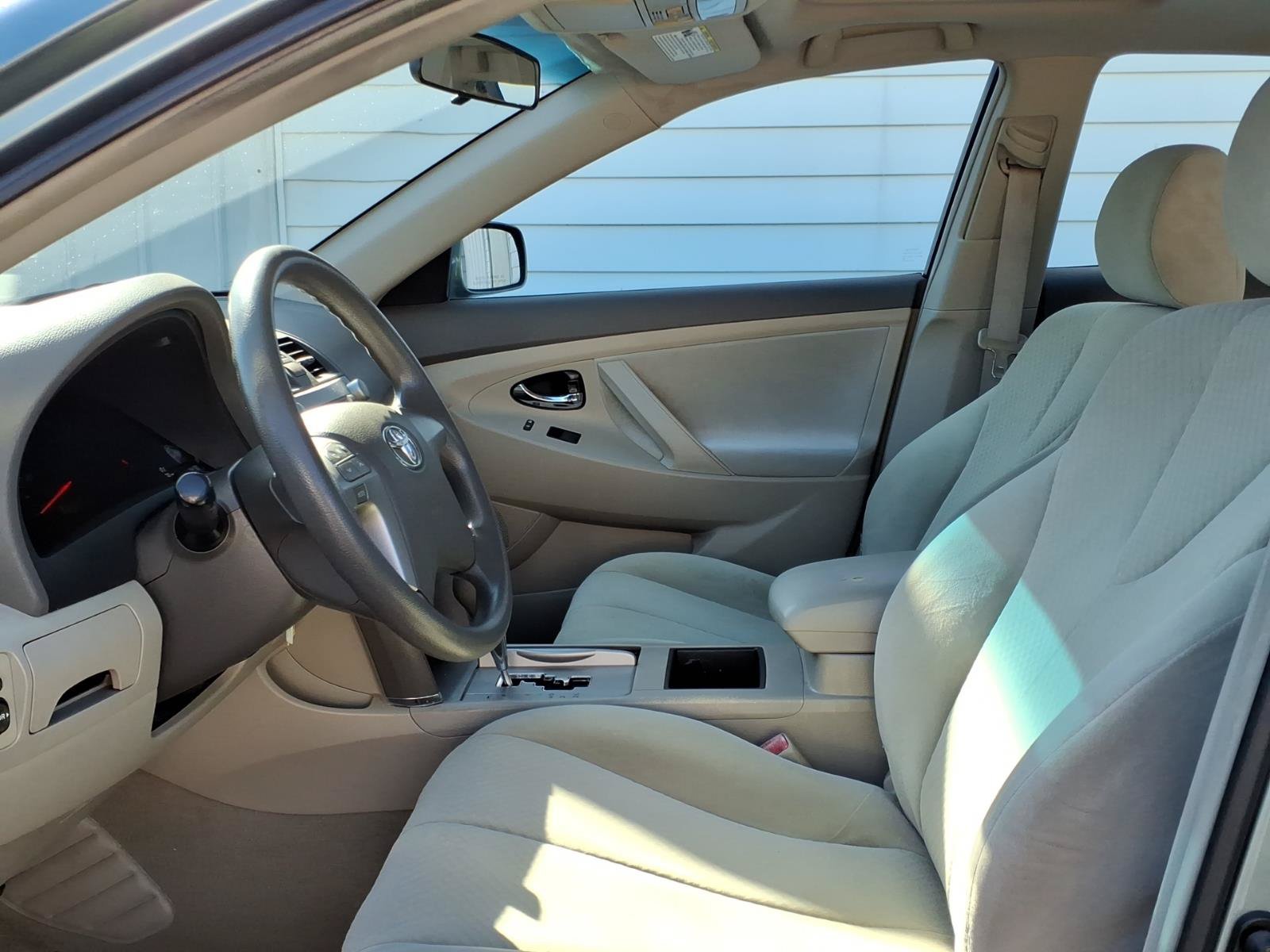 Used 2009 Toyota Camry SE FWD image 7