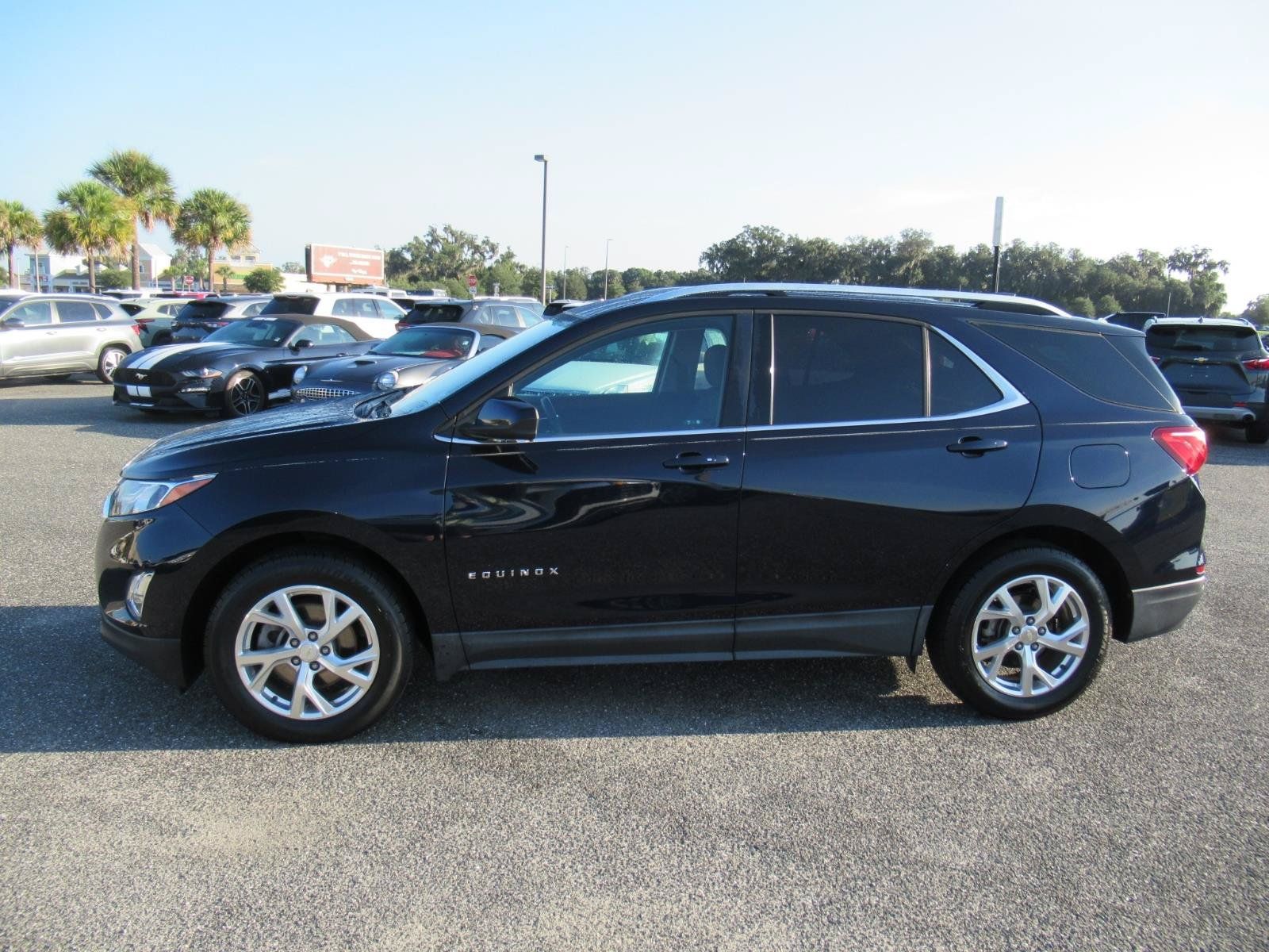 Used 2020 Chevrolet Equinox LT FWD image 4