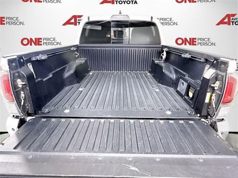 Certified 2020 Toyota Tacoma TRD Off-Road image 23