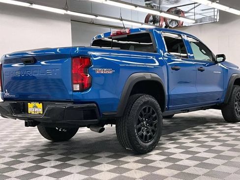 Used 2024 Chevrolet Colorado Trail Boss w/ Advanced Trailering Package AWD/4WD image 13