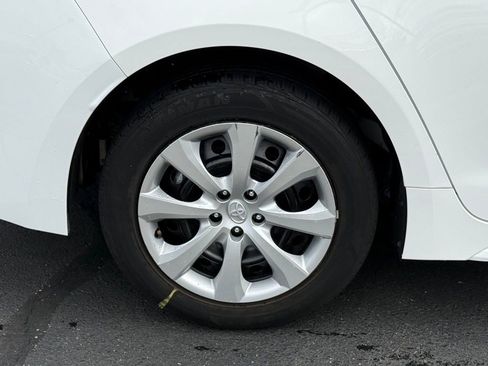 Certified 2024 Toyota Corolla LE image 14