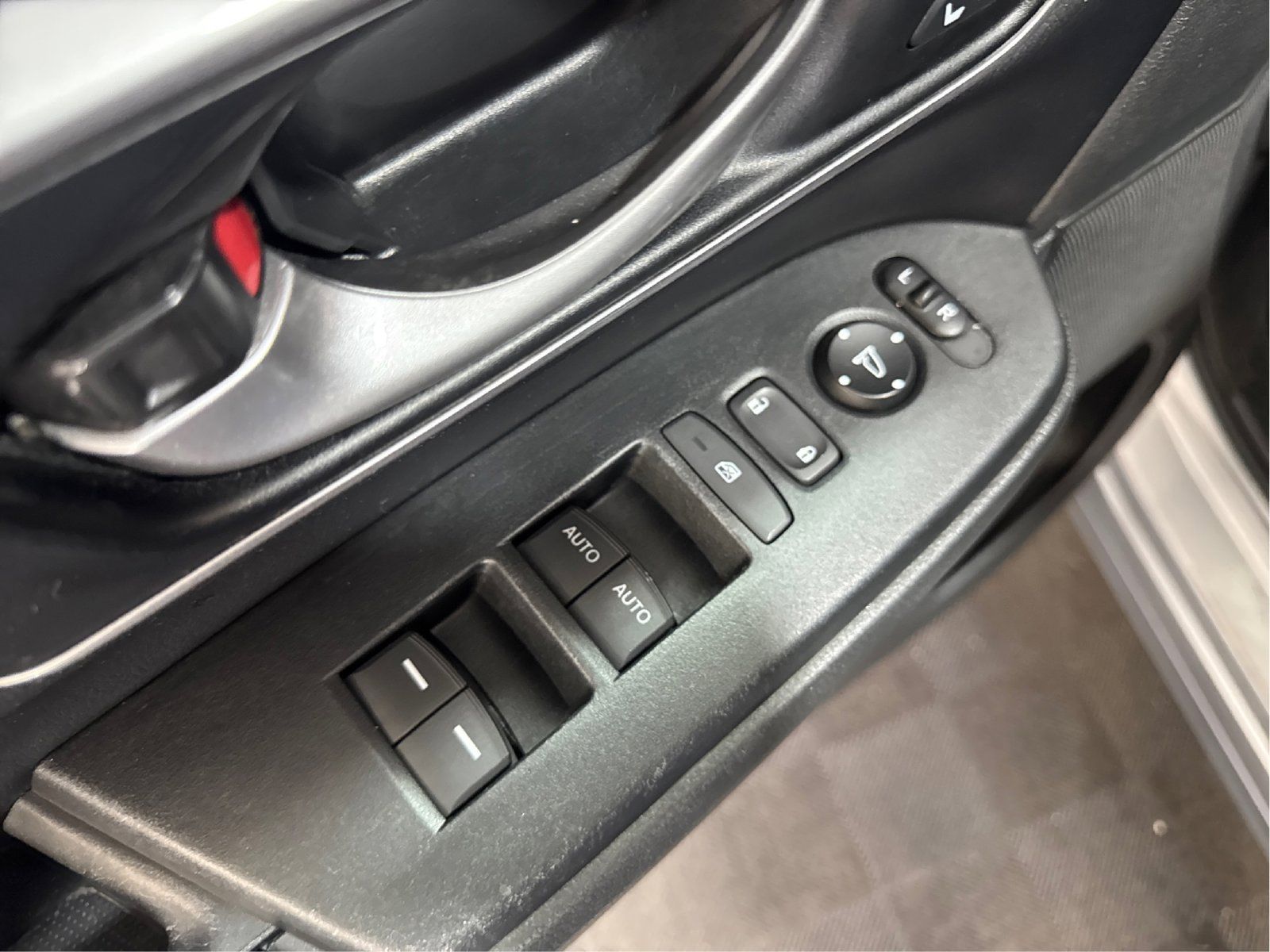 Used 2018 Honda CR-V EX-L image 31