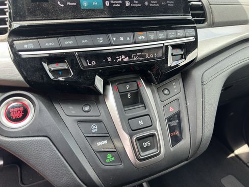 Used 2025 Honda Odyssey Sport-L image 33