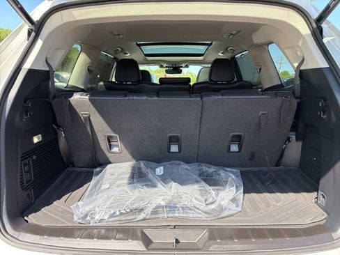 Certified 2025 Subaru Ascent Limited AWD/4WD image 23