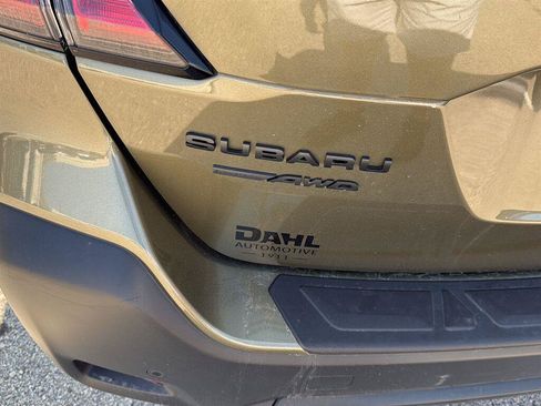 Used 2025 Subaru Outback Onyx Edition AWD/4WD image 12