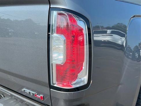 Used 2021 GMC Canyon AT4 w/ Driver Alert Package AWD/4WD image 32