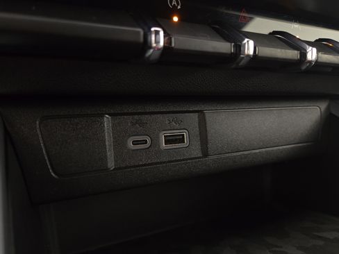 Certified 2024 Chevrolet Colorado Trail Boss w/ Advanced Trailering Package AWD/4WD image 28