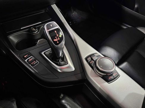 Used 2015 BMW M235i Coupe image 23