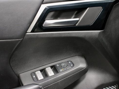 Used 2022 Mitsubishi Outlander SE image 24